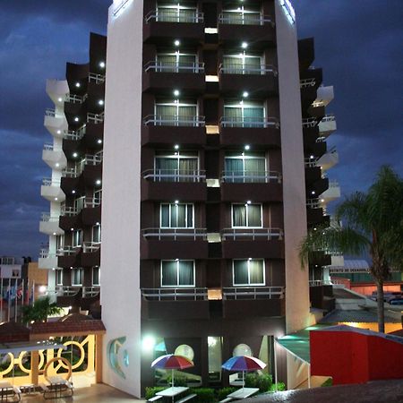 Leo Hotel เฮเรซ เด การ์ซิอา ซาลินาส ภายนอก รูปภาพ